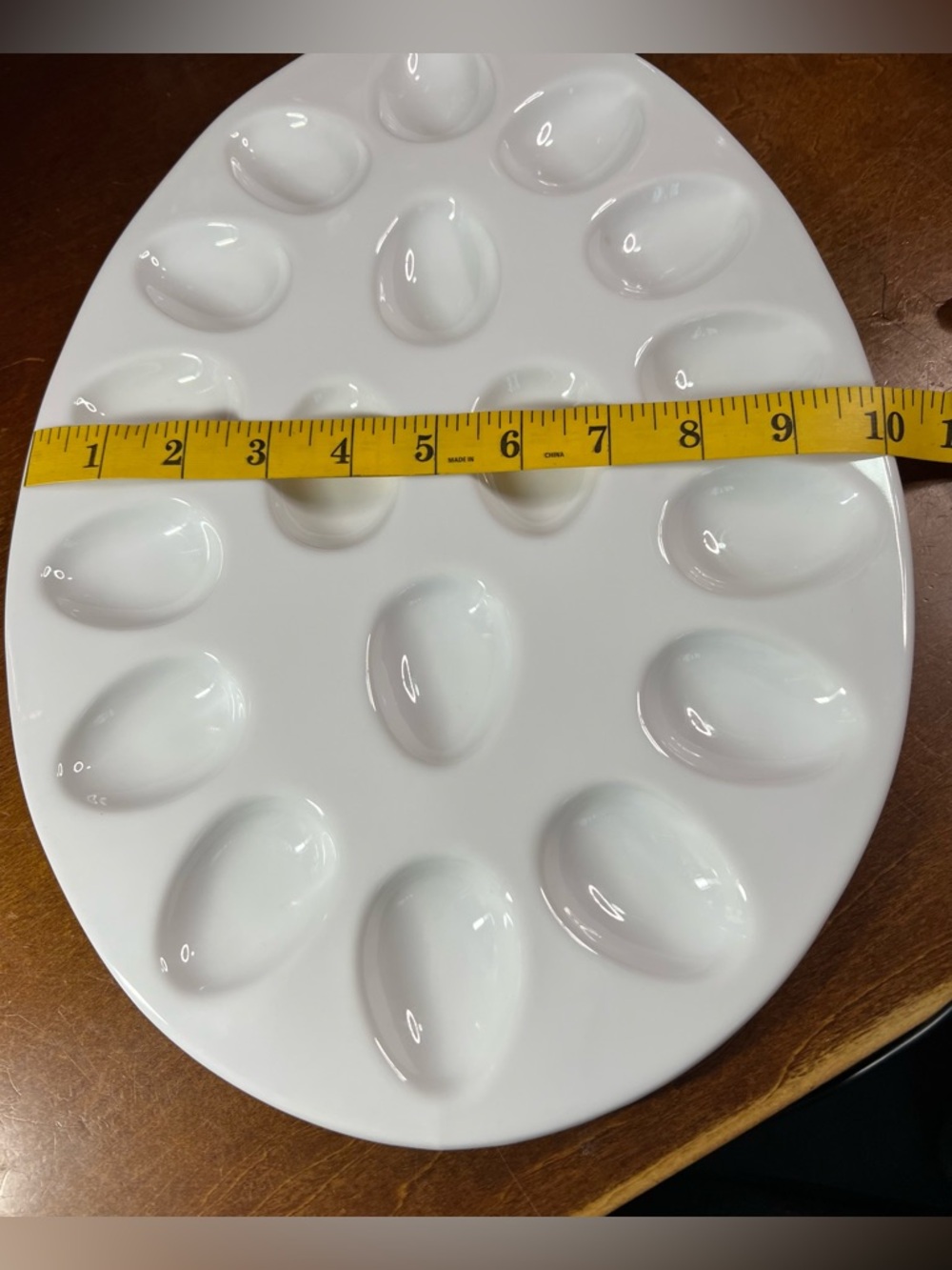 Threshold porcelain deviled egg tray from Target 18 count - Picture 6 of 7